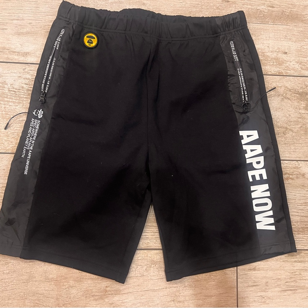 BAPE A BATHING APE SWEATSHORTS